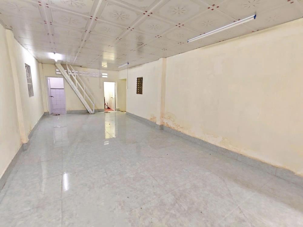 Bán nhà Quận 10 - 61.1m² - Nở hậu - Gần Cầu Vượt 3/2 - 6.x tỷ