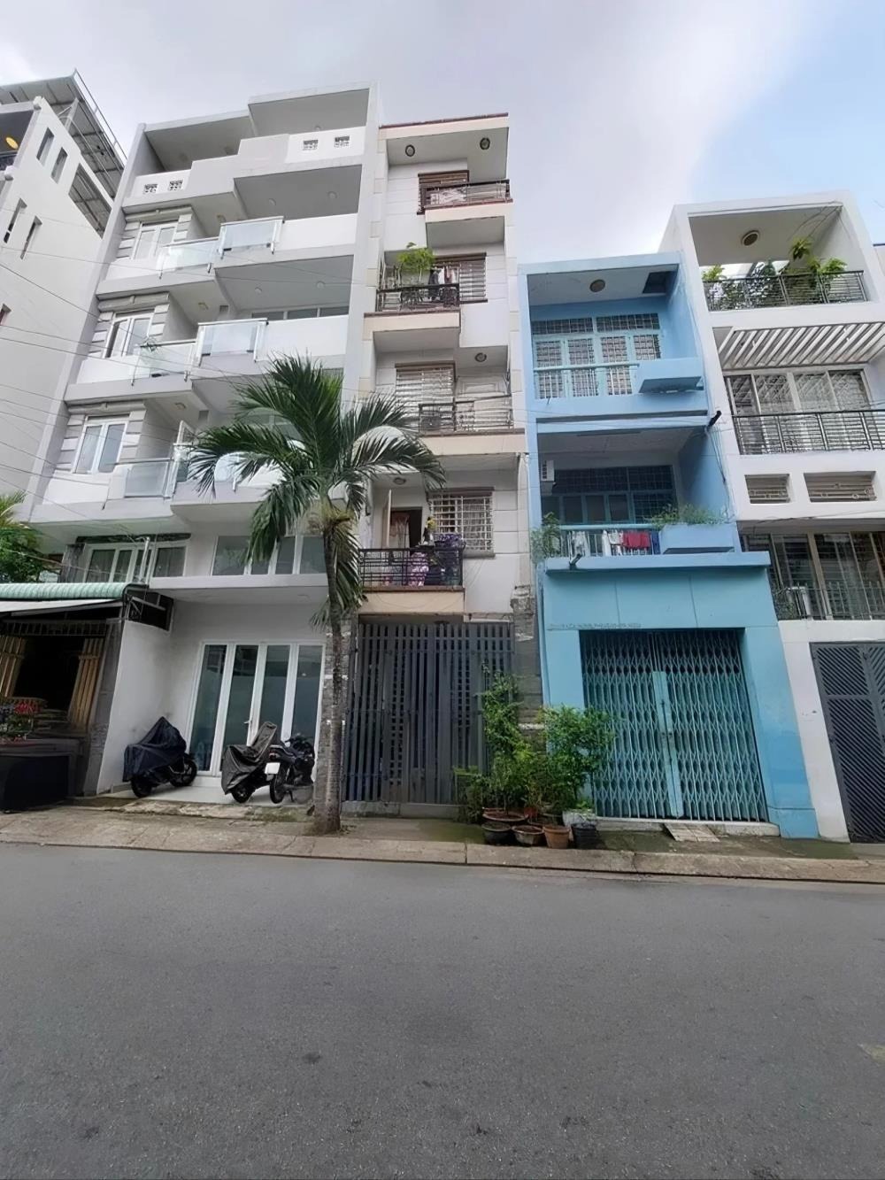 Bán Nhà Quận 10 Mặt Tiền 5 Tầng - Giá 15.5 Tỷ - Kinh Doanh Sầm Uất
