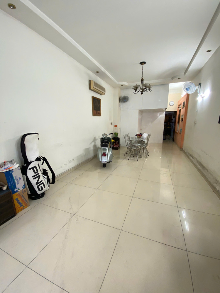 Quận 1  ! MB ĐẸP LẮM ! CHO THUÊ MB GIÁ RẺ 19 tr  ! MT 1/ đường nhựa 8m khu kinh doanh, khu VP