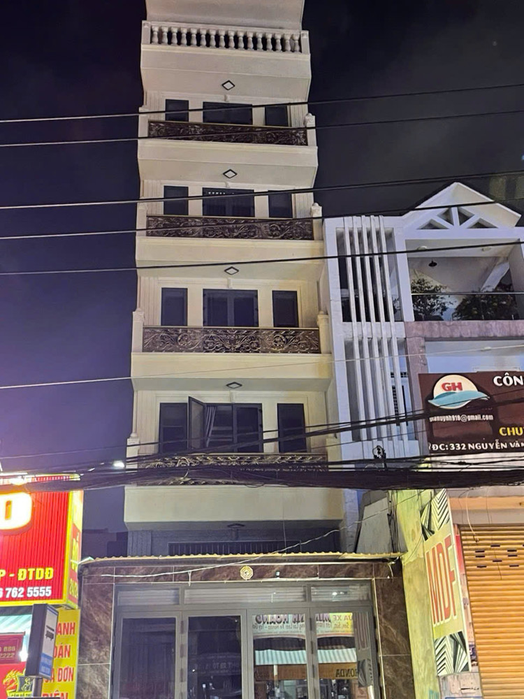 Bán nhà mặt tiền 1 trệt 1 lửng 5 lầu 5,3x26m giá 18,5 tỷ Đường Nguyễn Văn Quá