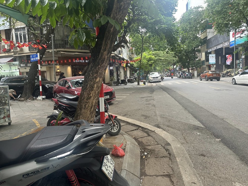 Siêu phẩm 2 mặt phố chỉ 585tr/m2 – 139m² Hoà Mã – Phùng Khắc Khoan chỉ 82tỷ bao ra sổ