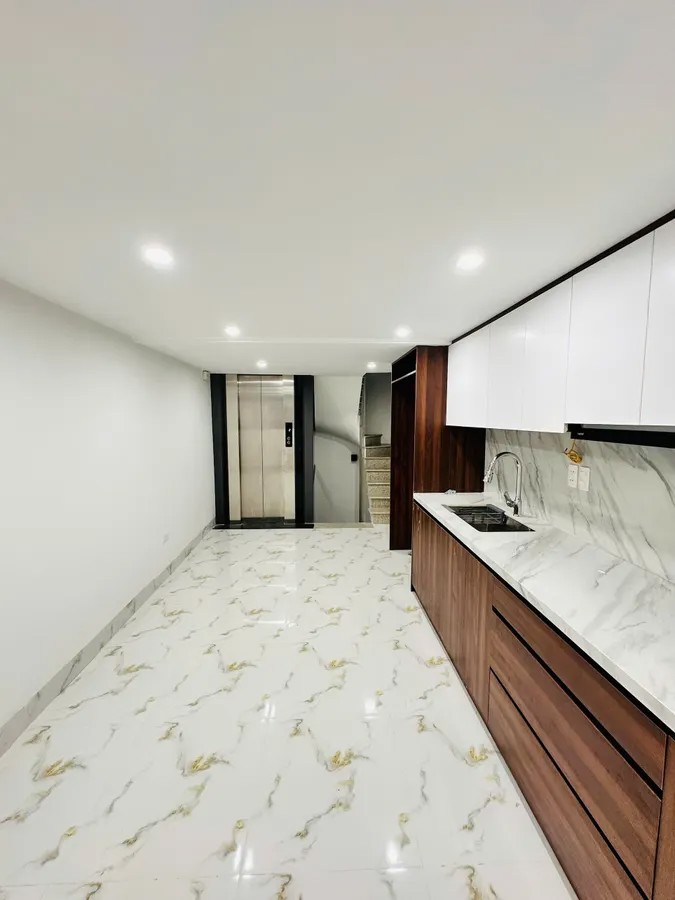 Bán nhà Trung liệt - Đống đa 27mx6 tầng -thang máy kinh doanh đỉnh -10,4 tỷ