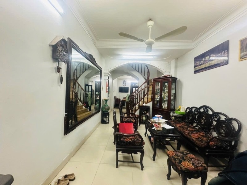 Bán nhà lô góc 4 tầng, 43m² - Lê Thanh Nghị, Hai Bà Trưng - 10.8 tỷ