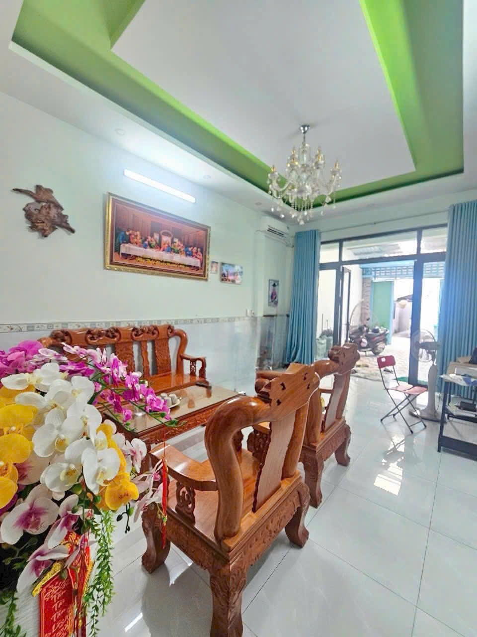 Nhà 4.05x26m, Đường Ô Tô, Gần Ủy Ban P. Thới An, Quận 12 - 5.5 Tỷ