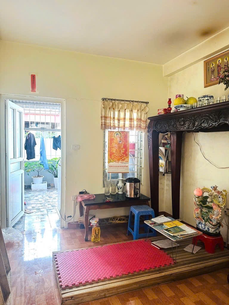 Bán nhà Hoa Bằng, Cầu Giấy - 35m², 5 Tầng, Giá 6.8 Tỷ