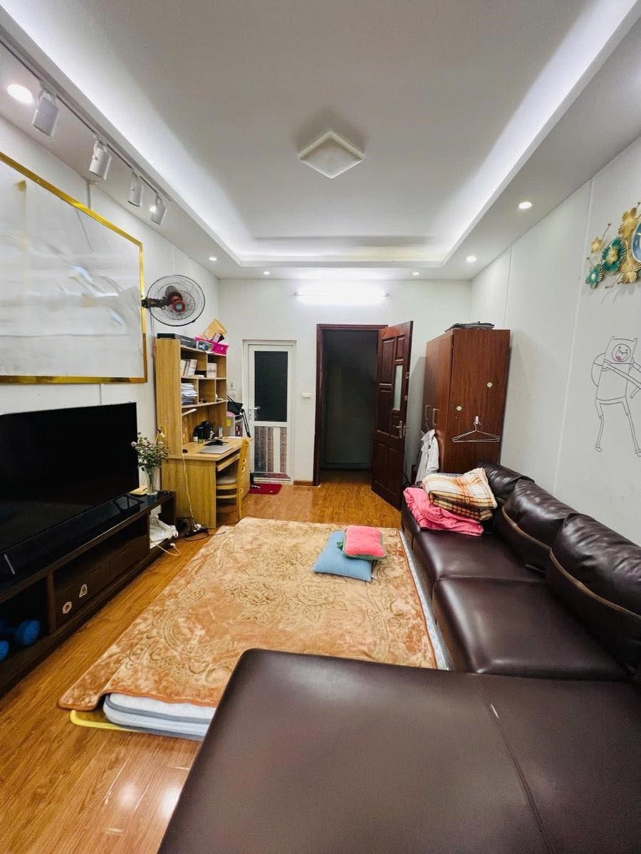 Bán nhà Cầu Giấy 32m2, 6 tầng, Ngõ Thông, 10.6 tỷ - Vị trí đắc địa, kinh doanh tốt