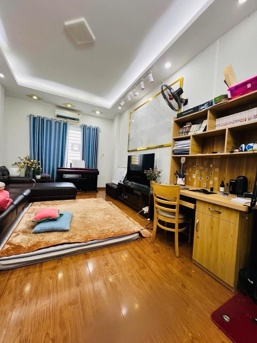 Bán nhà Cầu Giấy 32m2, 6 tầng, Ngõ Thông, 10.6 tỷ - Vị trí đắc địa, kinh doanh tốt