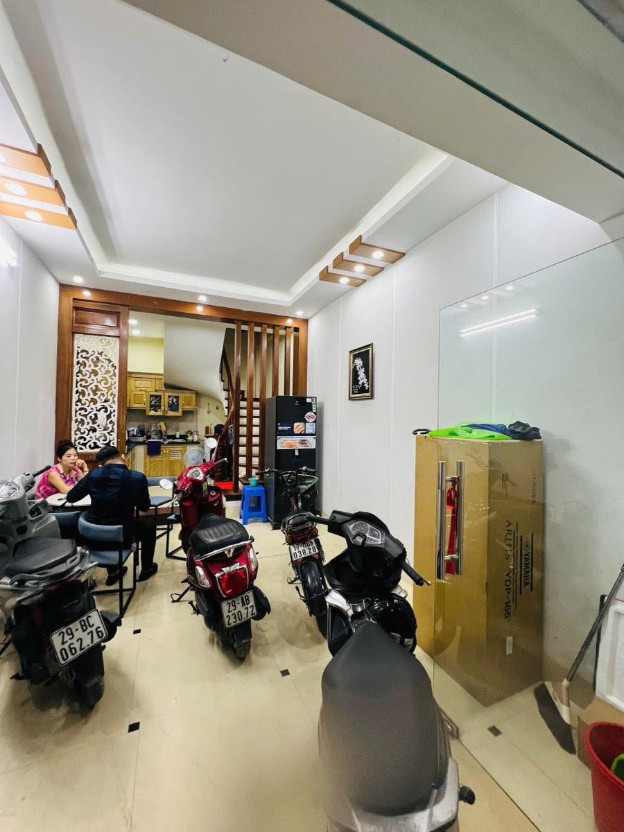Bán nhà Cầu Giấy 32m2, 6 tầng, Ngõ Thông, 10.6 tỷ - Vị trí đắc địa, kinh doanh tốt