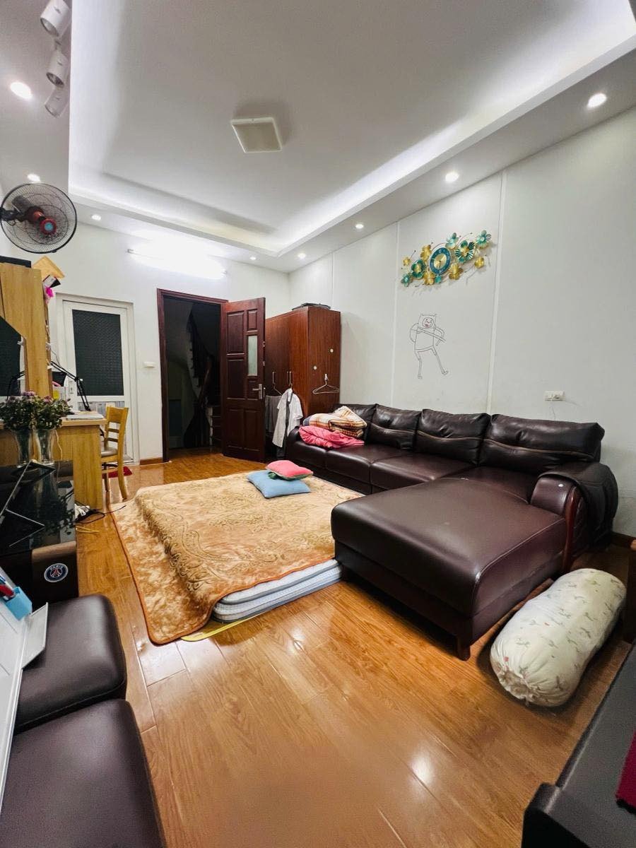 Bán nhà Cầu Giấy 32m2, 6 tầng, Ngõ Thông, 10.6 tỷ - Vị trí đắc địa, kinh doanh tốt