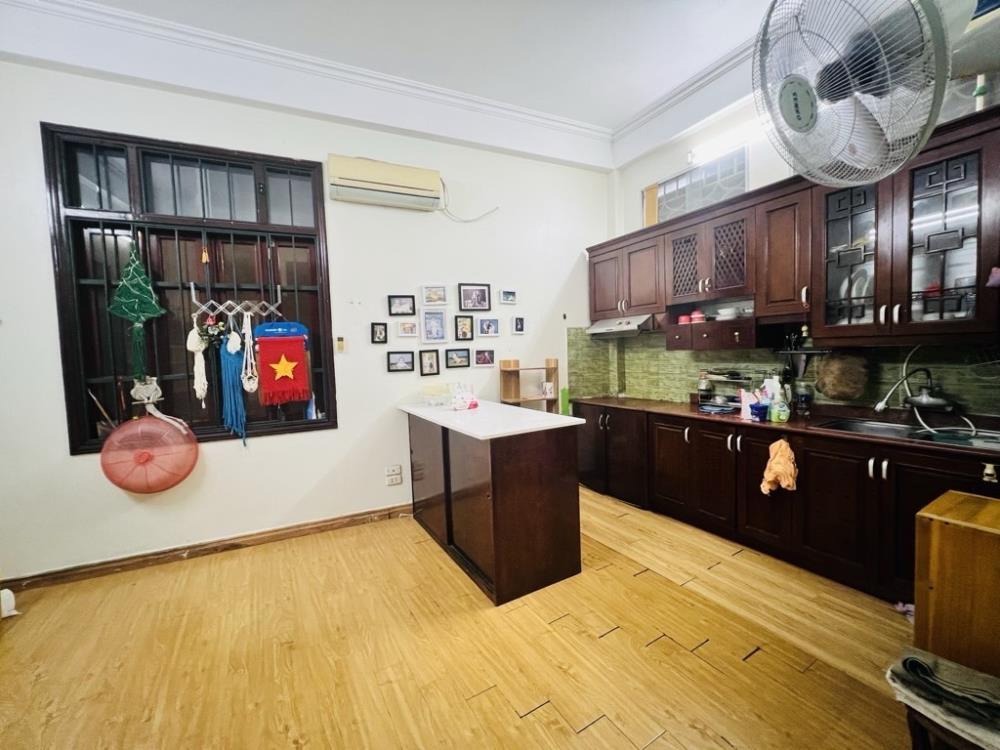 Bán Nhà Phố Vọng - Vị Trí Đẹp, Diện Tích Rộng, Giá Tốt