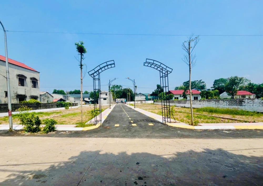Bán Gấp Lô Đất 2 Mặt Tiền, Thổ Cư, Gần Trường Sĩ Quan Lục Quân - Giá 3 Tỷ