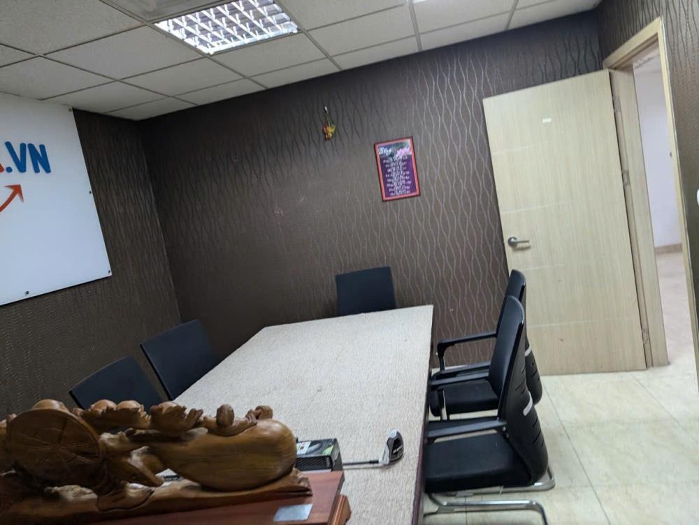 Cho thuê sàn văn phòng tòa D2 Giảng Võ, Ba Đình - Diện tích linh hoạt, Full Nội Thất