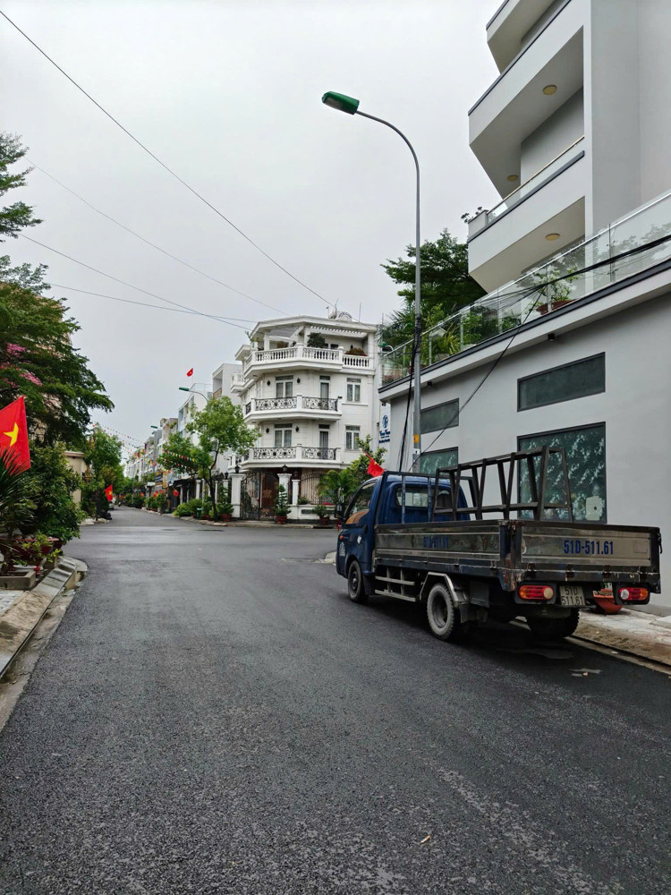 NHÀ ĐẸP (5x18) KDC HIỆP THÀNH CITY MT NGUYỄN THỊ BÚP, HIỆP THÀNH, Q12