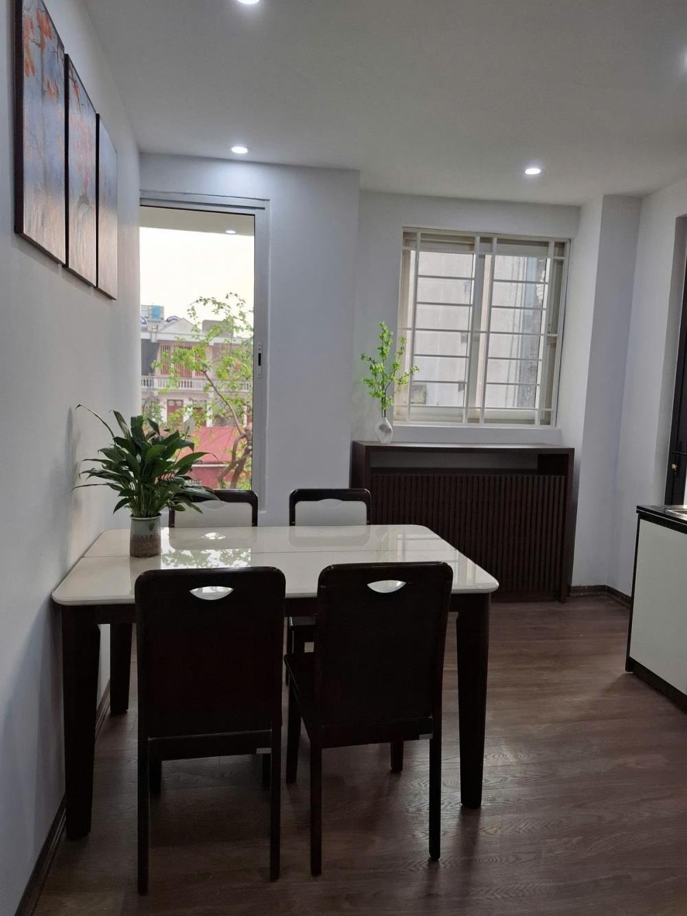 Bán Căn Hộ 3PN, 102m2, Góc Trần Bình - Nguyễn Hoàng, Full Nội Thất