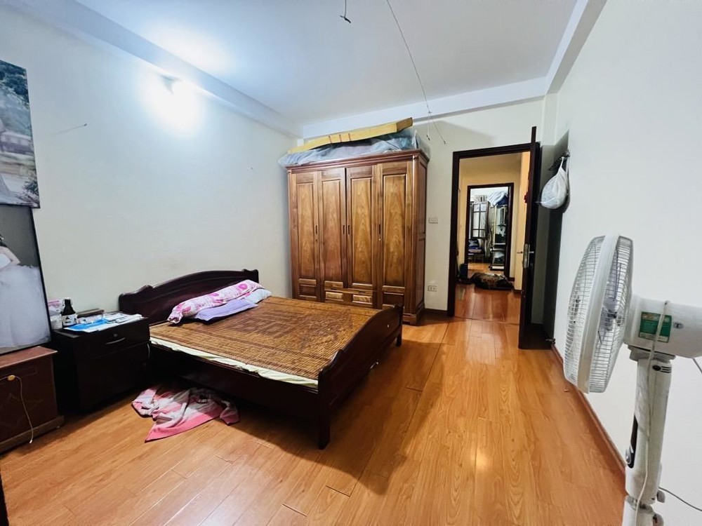 Bán nhà Xuân Đỉnh 43m2, 5 tầng, thang máy, ô tô vào nhà, giá 10.2 tỷ