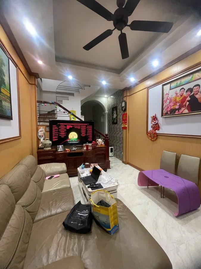 BÁN NHÀ MẶT NGÕ THÔNG Ô TÔ CHÁNH PHỐ Tư Đình 54m2 X 3 tầng 7.7 tỷ Long Biên Hà Nội