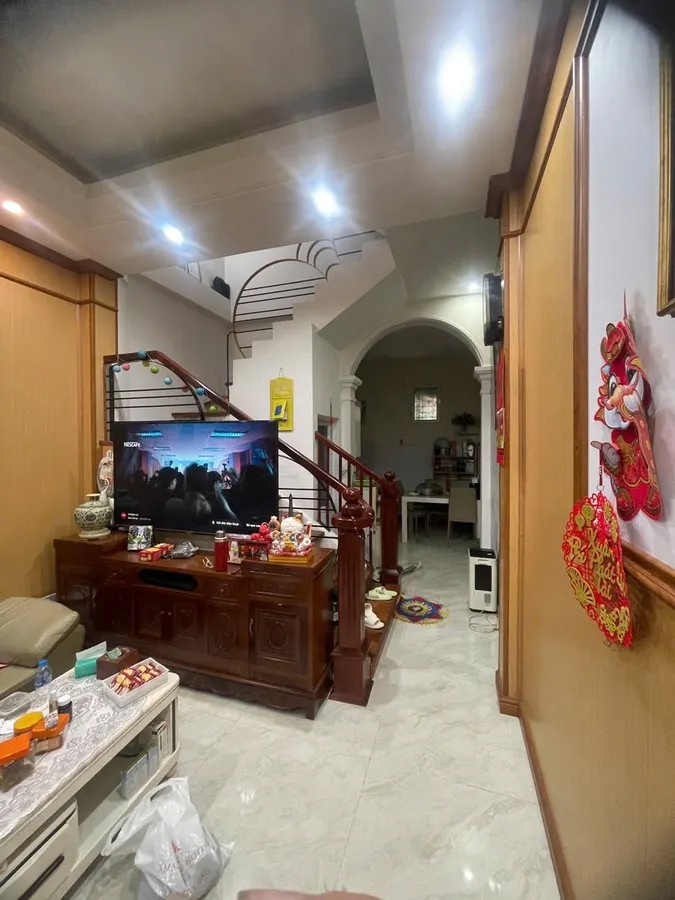 BÁN NHÀ MẶT NGÕ THÔNG Ô TÔ CHÁNH PHỐ Tư Đình 54m2 X 3 tầng 7.7 tỷ Long Biên Hà Nội