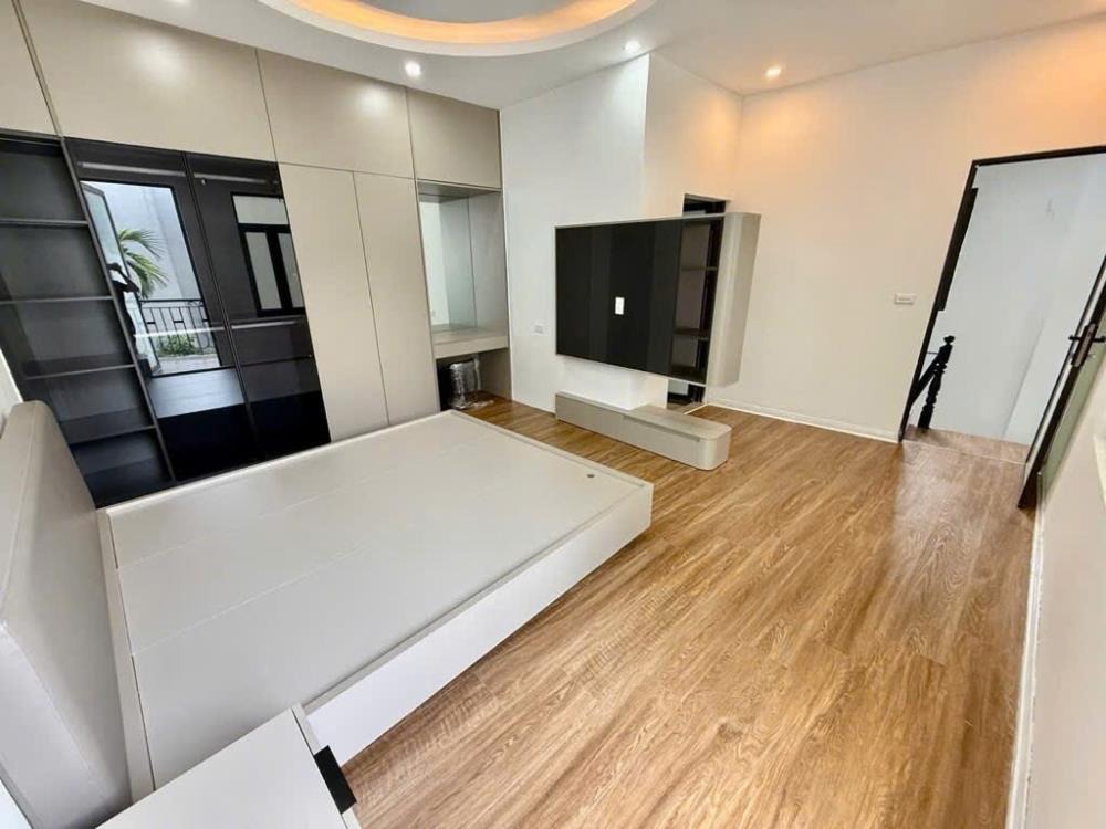 Nhà Đội Cấn Ba Đình 40m2, 4 Tầng - Vị Trí Đắc Địa, Ở Ngay