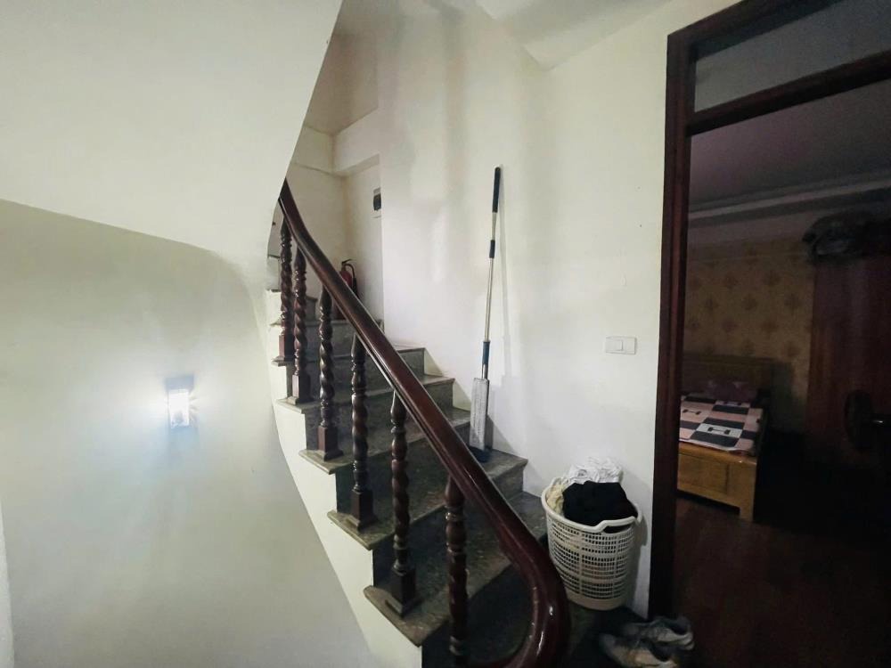 Nhà Góc 5 Tầng, Ngõ Thông Ô Tô - 12 Tỷ - Bùi Xương Trạch