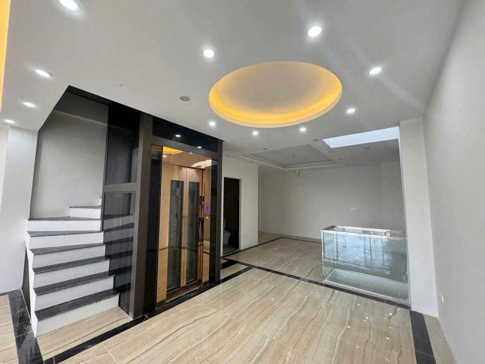 Cho Thuê Nhà 90m2, 4 Tầng, Khu Phân Lô Thượng Thanh, Long Biên - Giá 27tr/Tháng