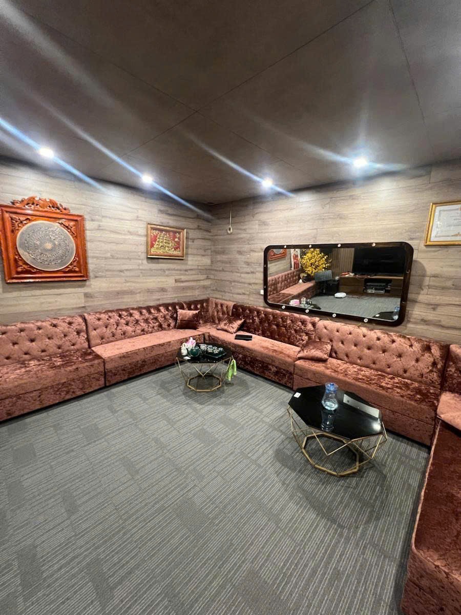 Bán nhà mặt phố Hồ Văn Chương - 62m2, 7 Tầng, Dòng Tiền 60Tr/Tháng