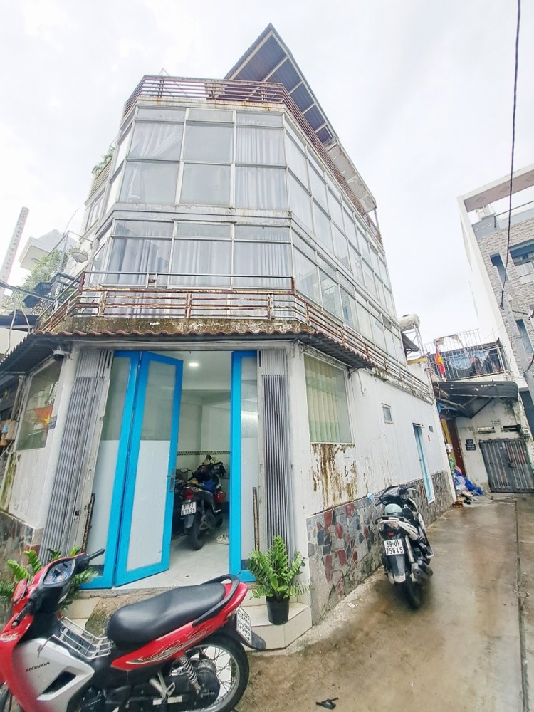 Căn Góc Gần Aeon Tân Phú Trệt+2 Lầu+Sân Thượng HXH 40m Chỉ 4,049 Tỷ