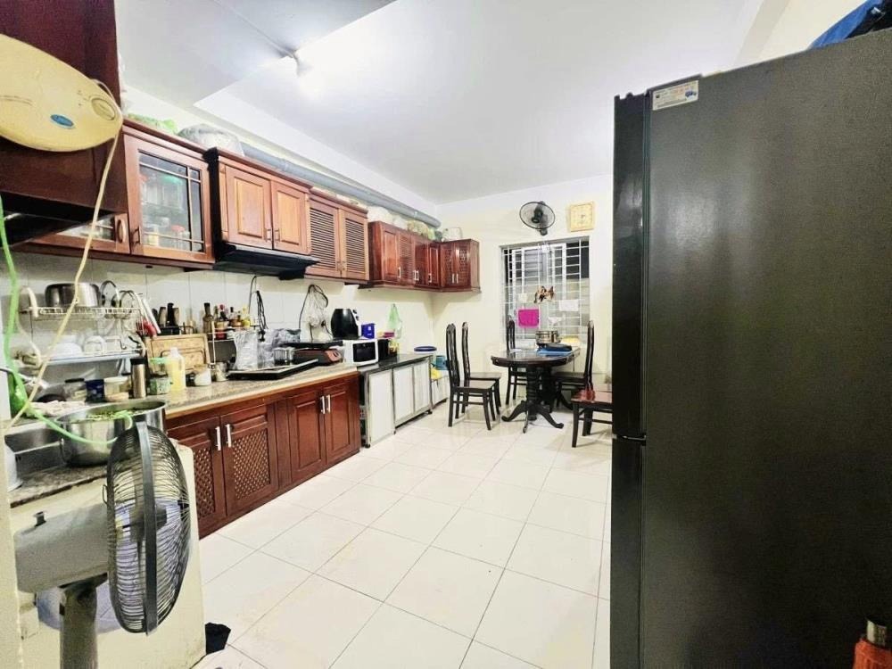 Bán nhà Tây Hồ 40m2 x 5 tầng, 10 tỷ - Ngõ Ô Tô, Dân Xây, Gần Ciputra