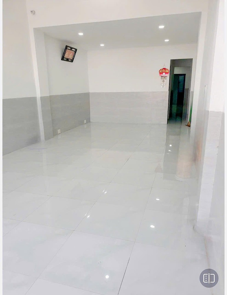 CHO THUÊ NHÀ 2 TẦNG KINH DOANH MẶT TIỀN ĐƯỜNG NGUYỄN TẤT THÀNH