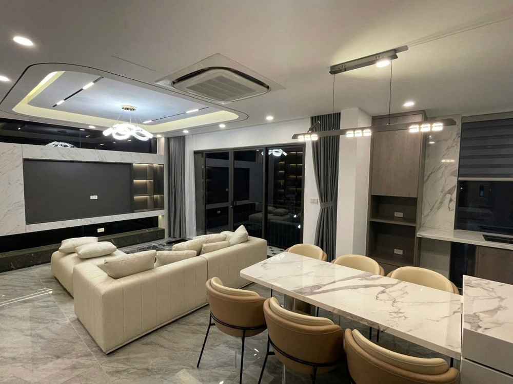 BÁN NHÀ MẶT HỒ LONG BIÊN - VIEW HỒ CỰC THOÁNG ĐẸP, GẦN CẦU LONG BIÊN