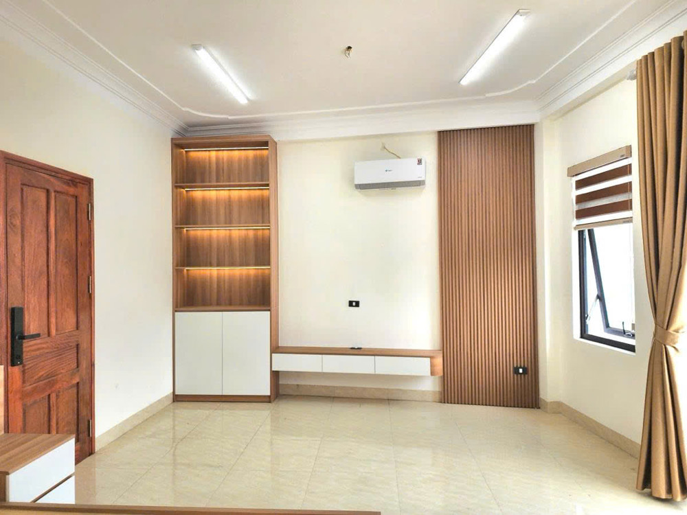 BÁN NHÀ ĐẸP 6 TẦNG VIỆT HƯNG LONG BIÊN THANG MÁY, 2 THOÁNG, FULL NỘI THẤT
