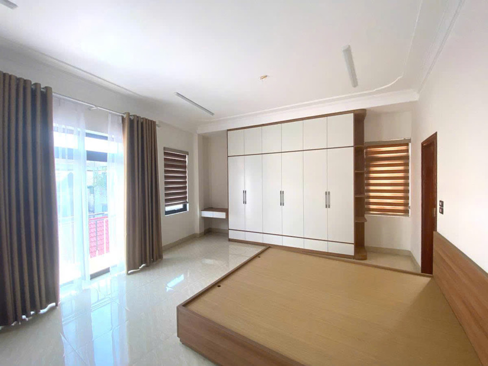 BÁN NHÀ ĐẸP 6 TẦNG VIỆT HƯNG LONG BIÊN THANG MÁY, 2 THOÁNG, FULL NỘI THẤT