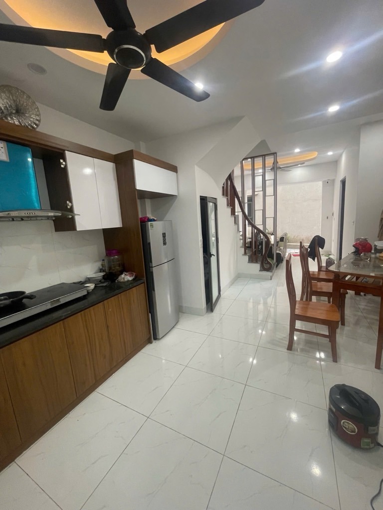Bán nhà Đông La, Hoài Đức 30m2, 4 Tầng - Giá Chỉ 3 Tỷ+