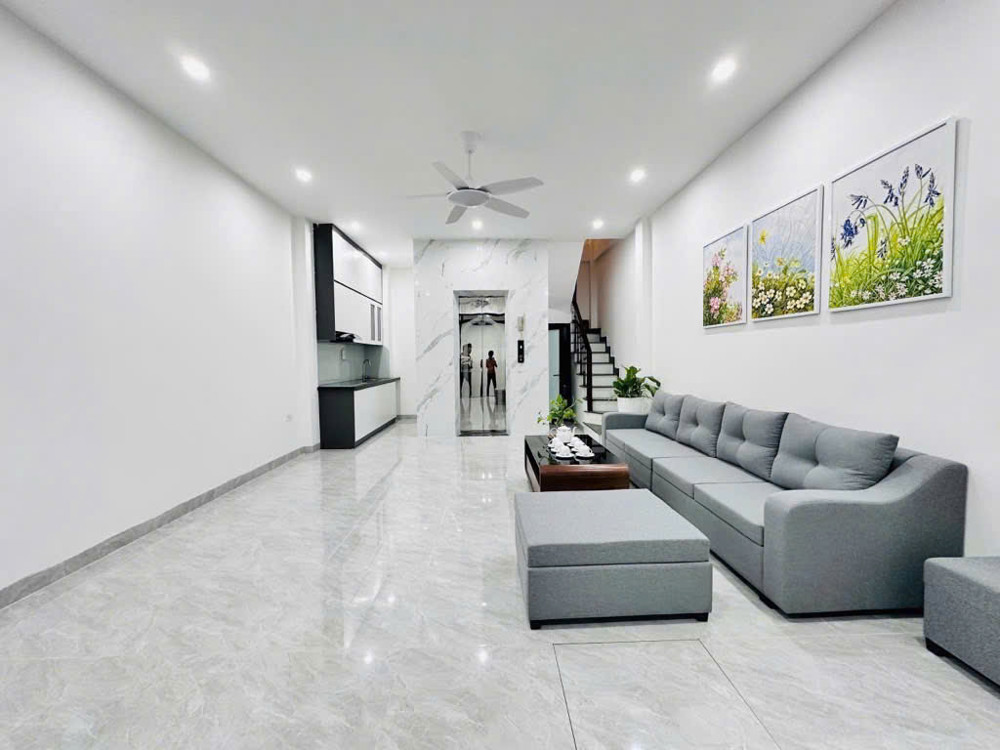 BÁN NHÀ MỚI 6 TẦNG - 39M2 - THANG MÁY – HOÀNG HOA THÁM, NGỌC HÀ – CHỈ 5 PHÚT RA LĂNG BÁC, HỒ TÂY 
