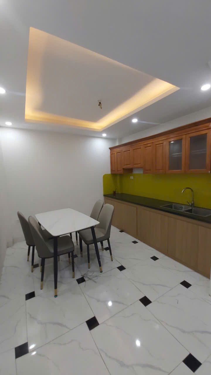 Bán nhà Mậu Lương, Kiến Hưng: 5 tỷ+ nhà 4.5 tầng, 30m2 - Chủ cần tiền gấp!
