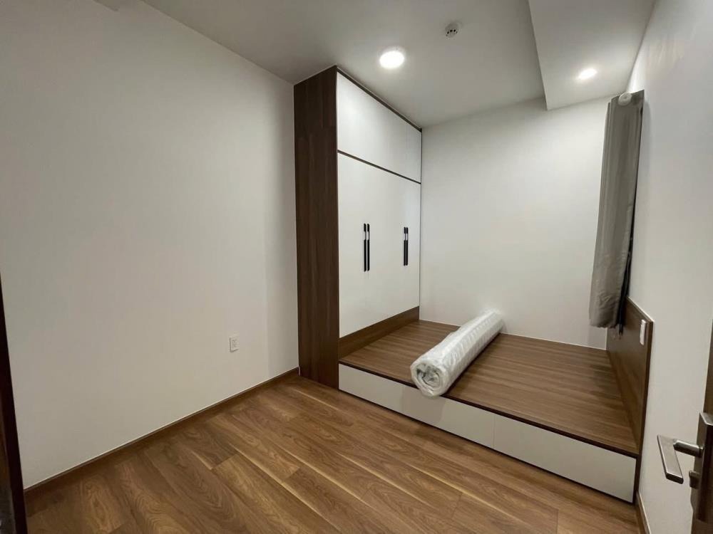 Căn Hộ 2PN View Hồ Bơi, Phan Văn Trị - 2.4 Tỷ - Nội Thất Sẵn - Sổ Riêng