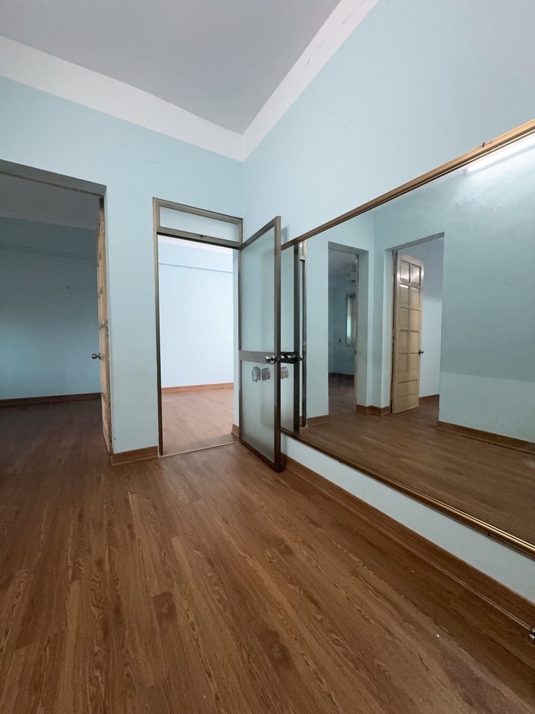 Căn Hộ Giá Rẻ Hà Nội: Vị Trí Đắc Địa, Tiện Ích Vô Vàn
