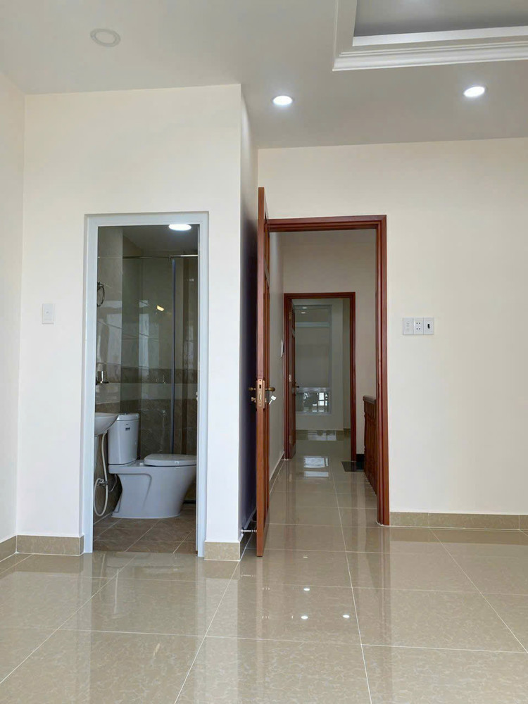 BÁN 2 CĂN NHÀ 3.5 TẦNG KHU ĐỒNG BỘ MẶT TIỀN 914 QUỐC LỘ 13, NGAY CHỢ ĐẦU MỐI THỦ ĐỨC