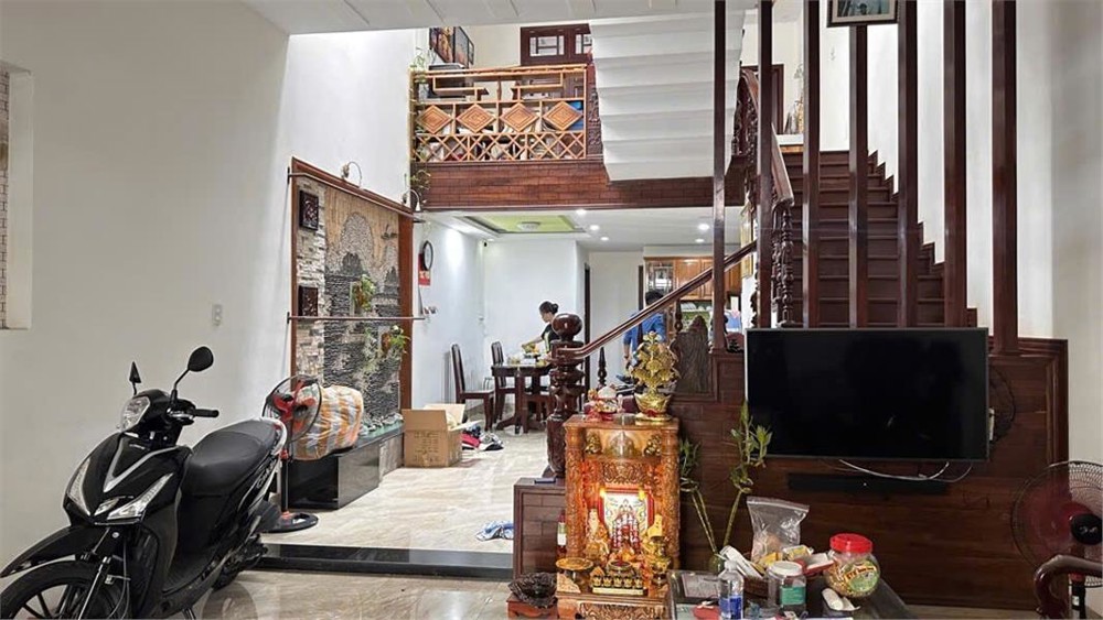 Nhà 3 Tầng - Hoàng Thúc Trâm - 90 m2 - Hoà Cường Bắc - Hải Châu. Nhà Thiết Kế Đẹp - Hiện Đại . Giá