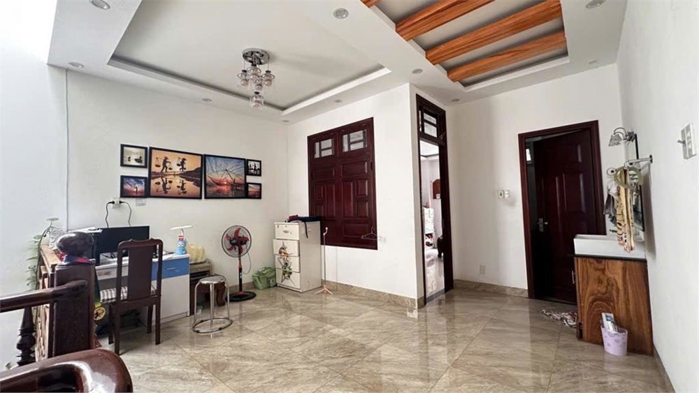 Nhà 3 Tầng - Hoàng Thúc Trâm - 90 m2 - Hoà Cường Bắc - Hải Châu. Nhà Thiết Kế Đẹp - Hiện Đại . Giá