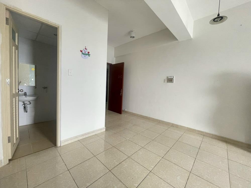 Bán Căn Hộ 2PN, 2WC HQC Plaza - Giá 1.3 Tỷ - Sổ Hồng Sẵn - Nguyễn Văn Linh