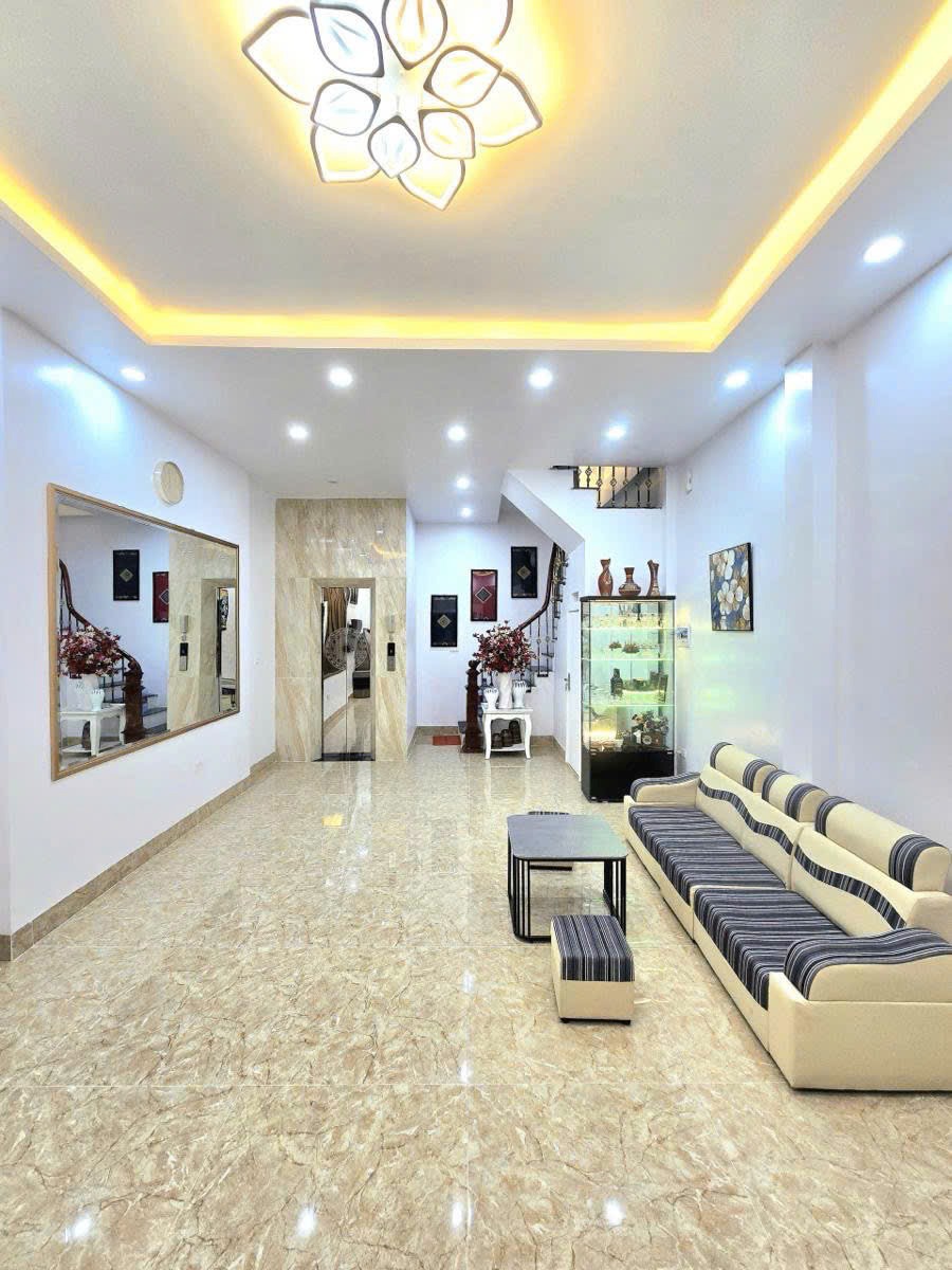 Nhà Mặt Phố Xã Đàn 6 Tầng - 62m2 - Mặt Tiền 4.2m - Vị Trí Trung Tâm