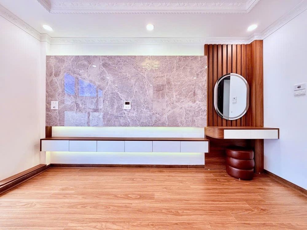 Bán nhà riêng Bùi Xương Trạch, Thanh Xuân, Hà Nội - 6 Tầng, Full Nội Thất - 8 Tỷ