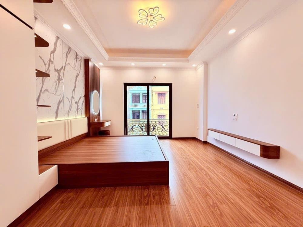 Bán nhà riêng Bùi Xương Trạch, Thanh Xuân, Hà Nội - 6 Tầng, Full Nội Thất - 8 Tỷ