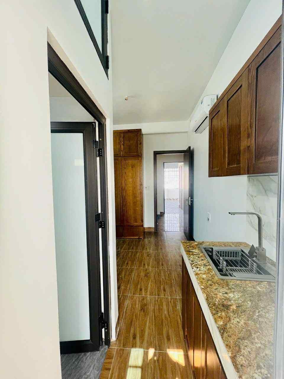 Siêu lợi nhuận: Triều Khúc 9 tầng, thang máy, mặt tiền 6.5m - Dòng tiền 3 tỷ/năm