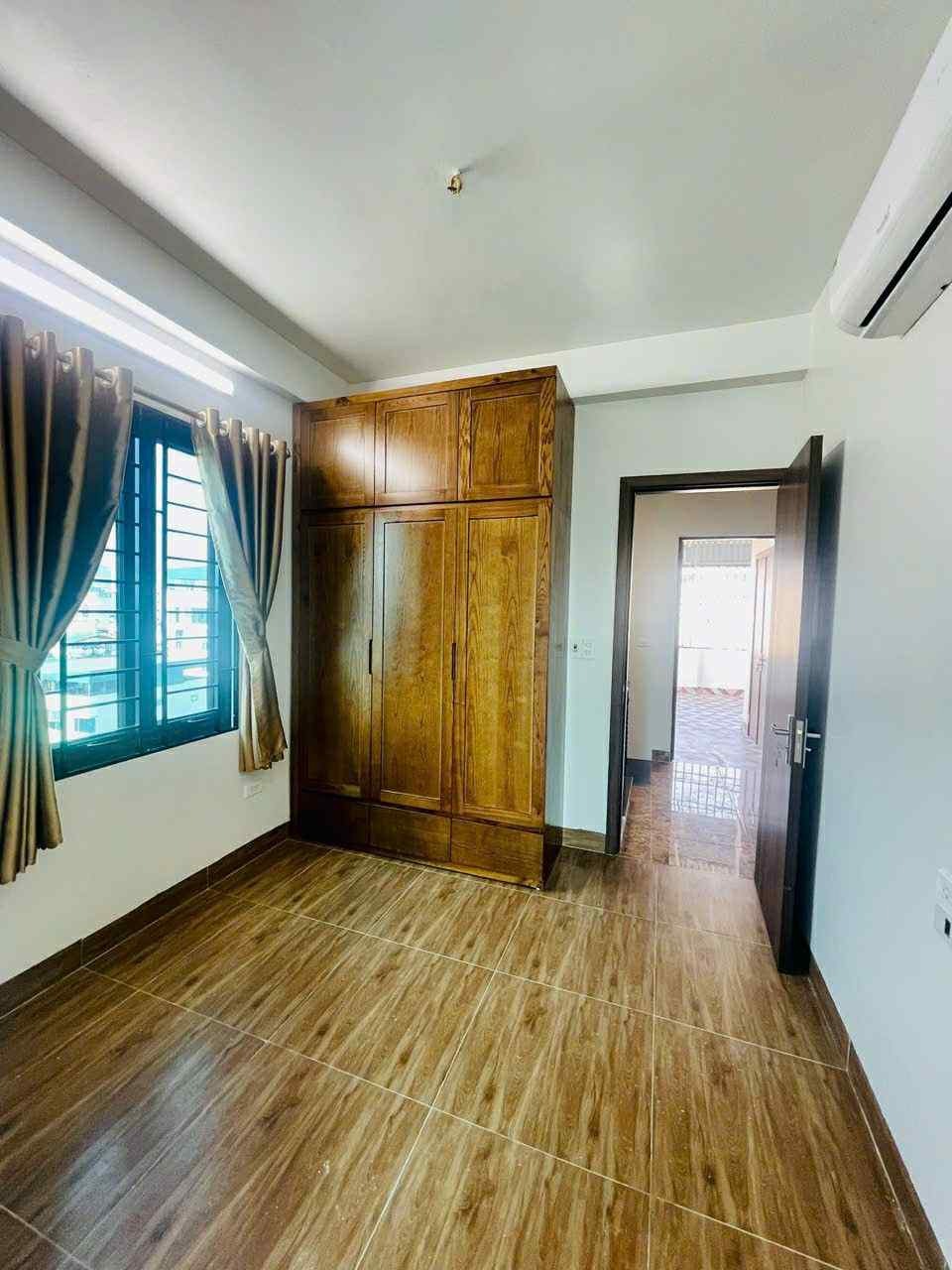 Siêu lợi nhuận: Triều Khúc 9 tầng, thang máy, mặt tiền 6.5m - Dòng tiền 3 tỷ/năm