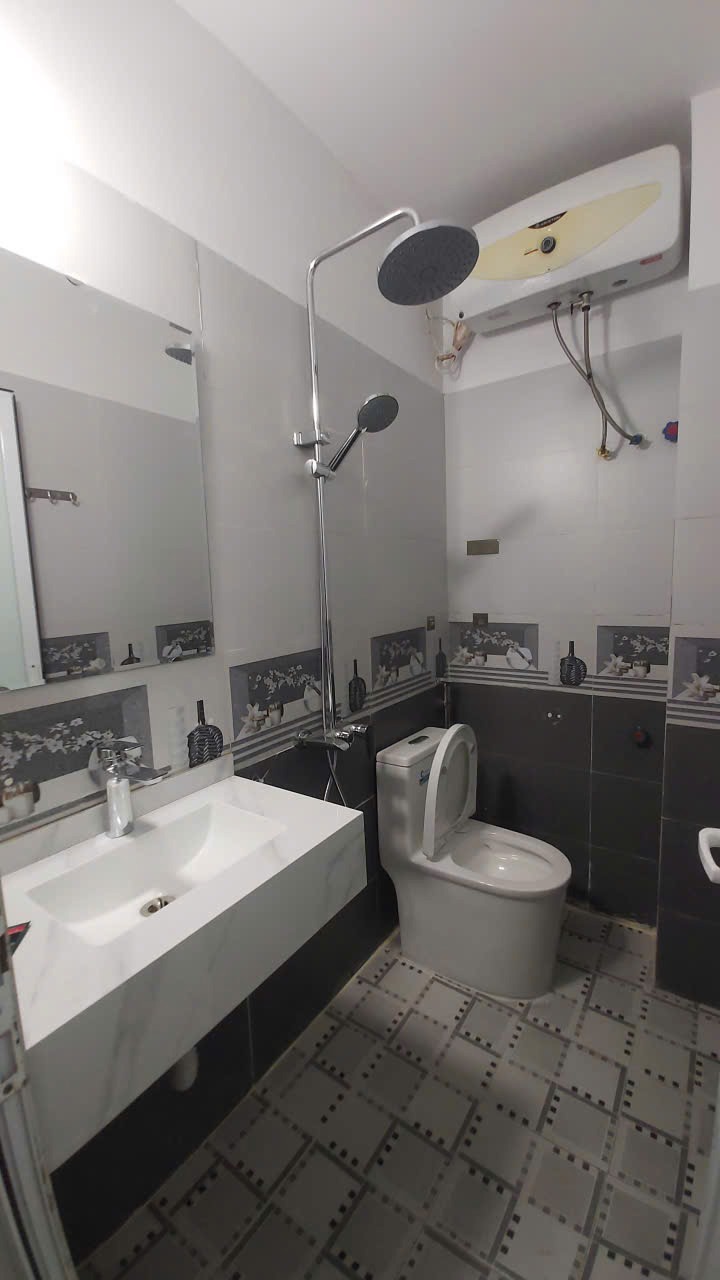 Bán nhà 5 tầng, 4 ngủ tại Mậu Lương - Giá dưới 6.5 tỷ