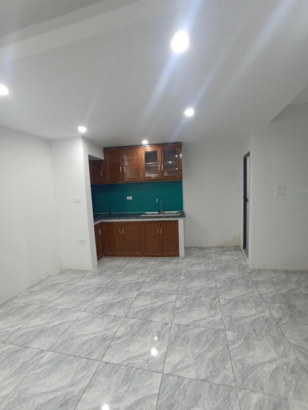 Bán nhà riêng 5 tỷ tại Khâm Thiên, Đống Đa - 3PN, 3WC, 30m2