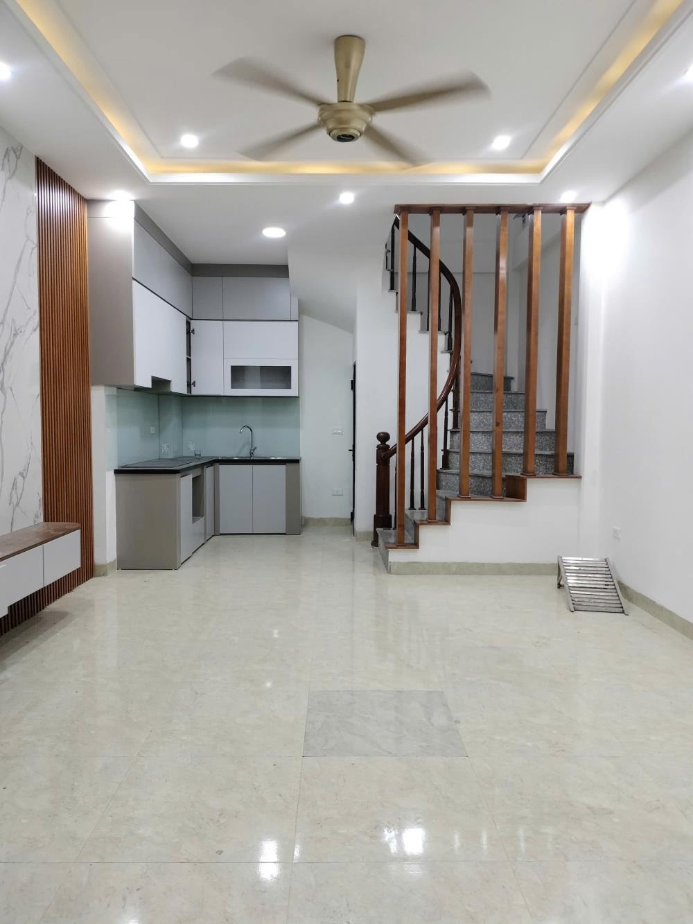 Bán nhà 5 tầng Mậu Lương, Hà Đông - 30m2 - Giá 5.96 tỷ
