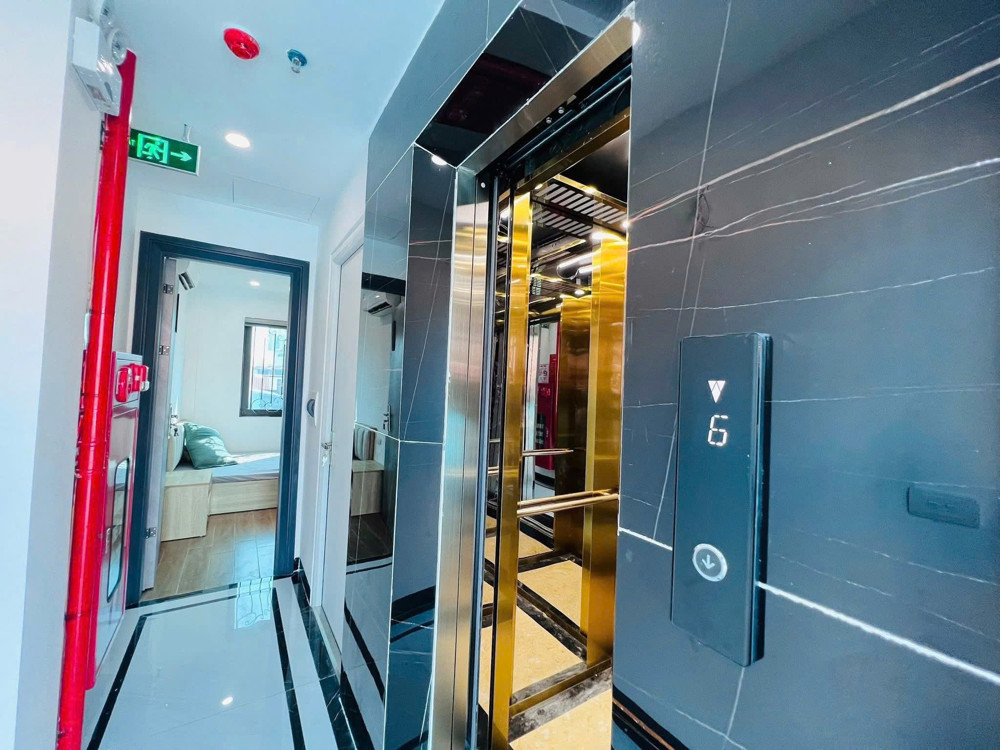 Cần bán nhà tuyệt đẹp phố Dương Khuê, Mai Dịch, Cầu Giấy 70m2 MT 5m, vỉa hè ô tô tránh KD, 23.8 tỷ