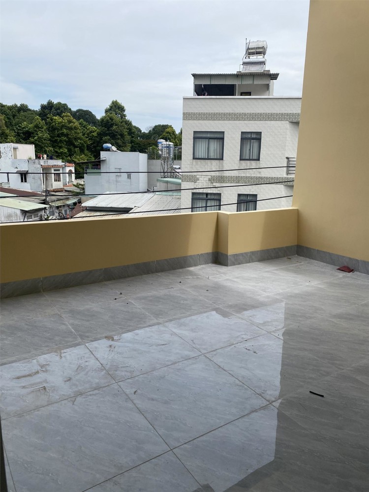 BÁN NHÀ MỚI XÂY - VỊ TRÍ VÀNG - TẶNG FULL NỘI THẤT - DĨ AN